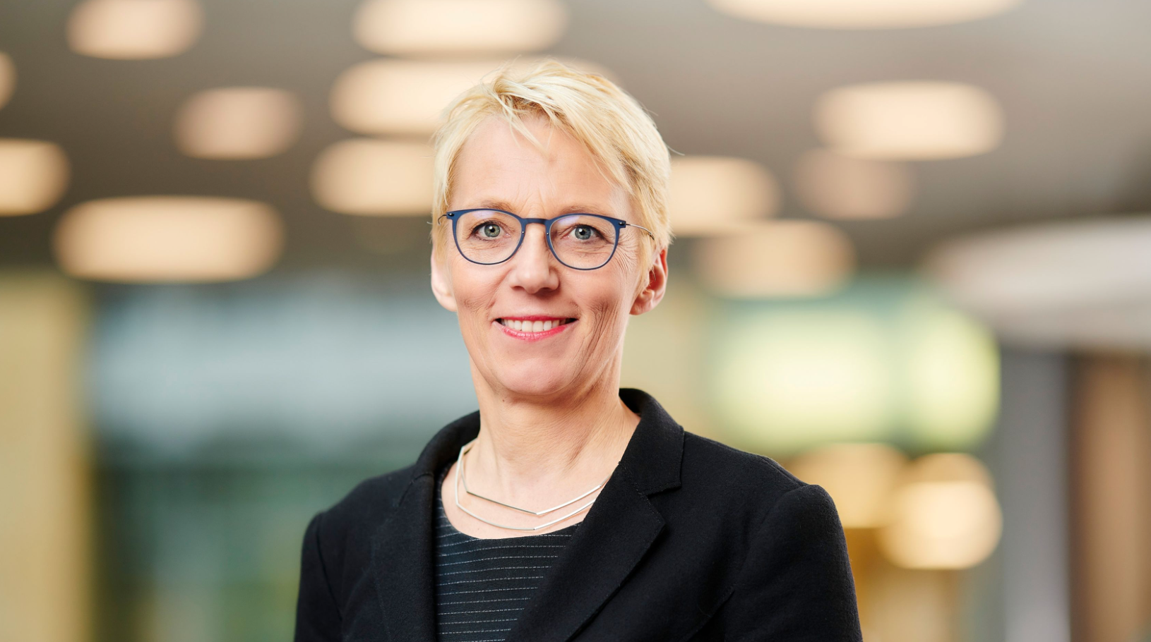 Porträtfoto der Präsidentin der TU Darmstadt.