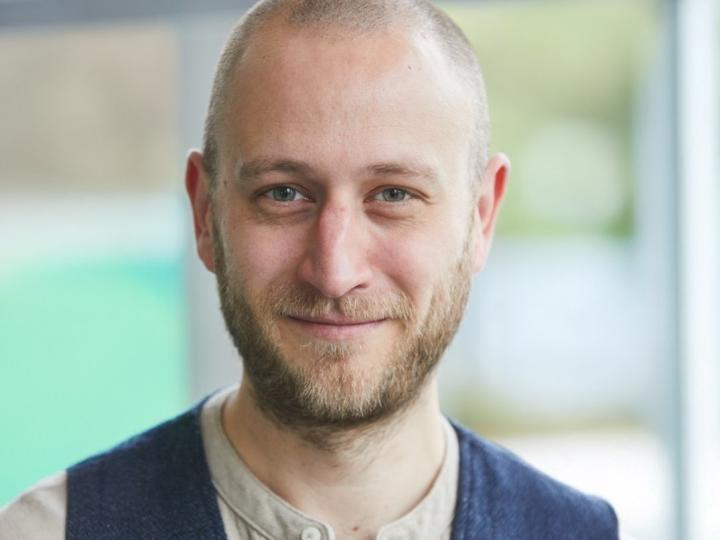 Portraitfoto Lars Hochmann.
