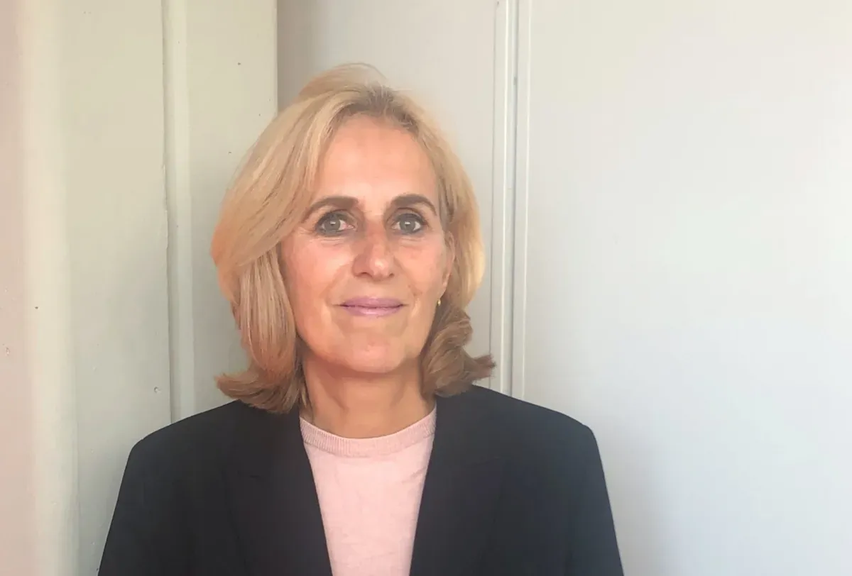 Artikelbild: Die Annahme, dass eine Zentralisierung die Situation im Bildungssystem verbessern würde, ist durch nichts belegt