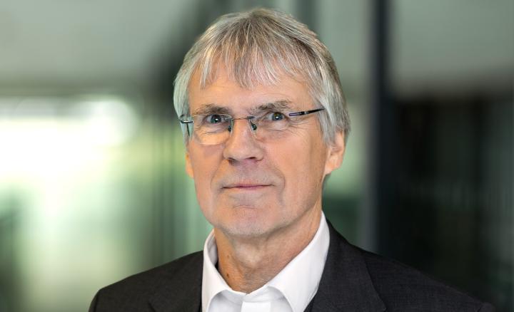 Portraitfoto von Holger Hanselka