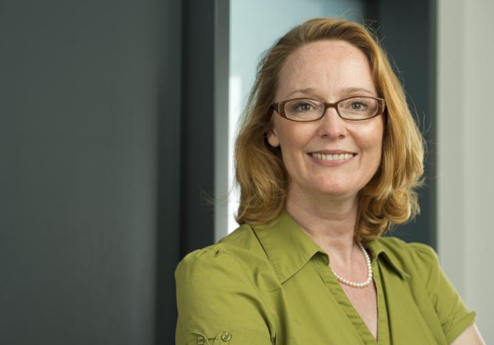 Portraitfoto Yvette Hofmann.