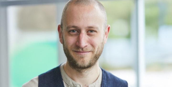Portraitfoto Lars Hochmann.