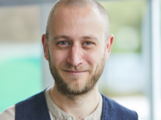 Portraitfoto Lars Hochmann.