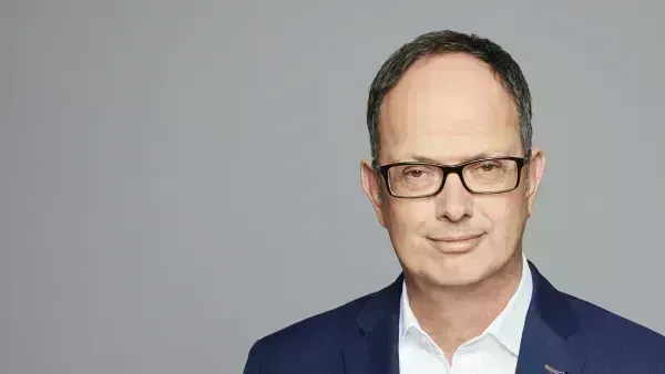 Portraitfoto von Frank Thalhofer.