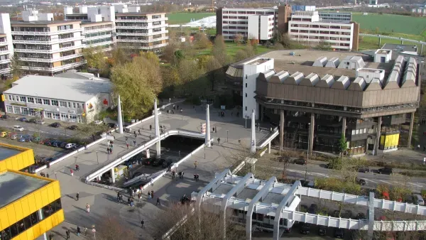 Artikelbild: Es bröckelt