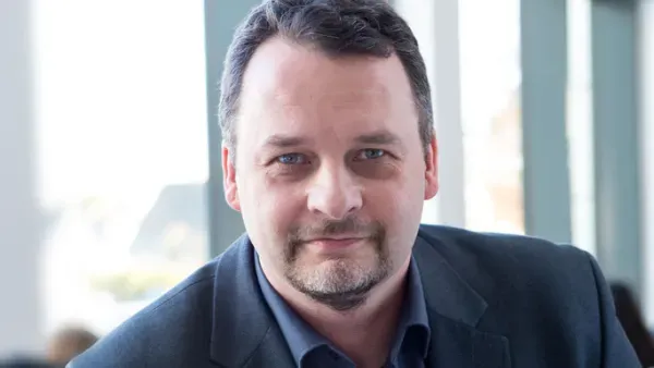 Bildung unter den Schutzschirm!