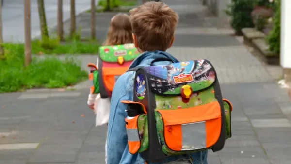 Artikelbild: Micky Maus auf Berg- und Talfahrt