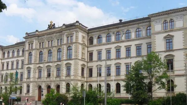 Artikelbild: Nicht mit Schlamm zurückwerfen, sondern mit Blümchen