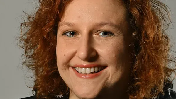 Wir nehmen als Eltern erste Öffnungen wahr